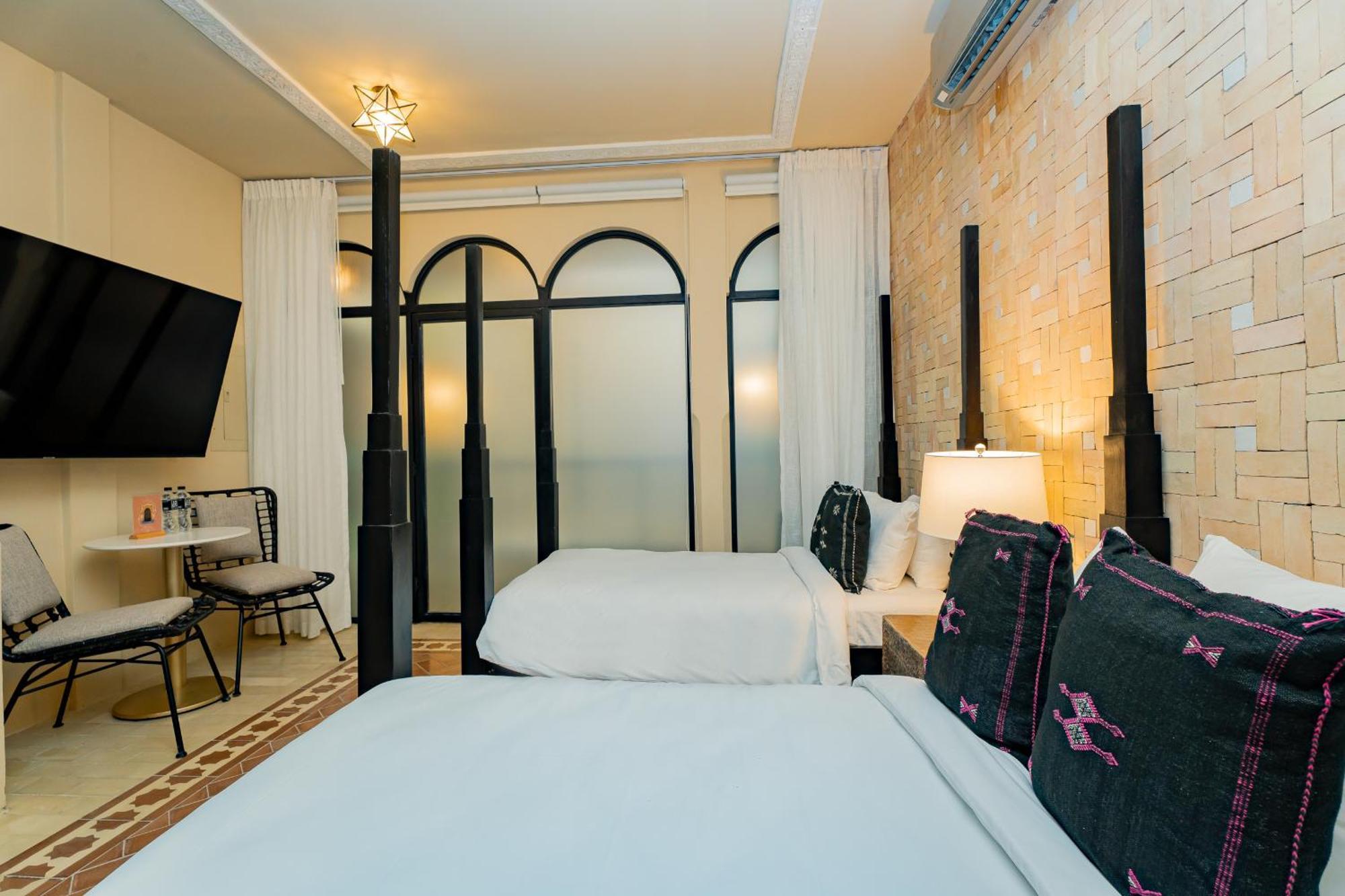 Deluxe Double or Twin Room
